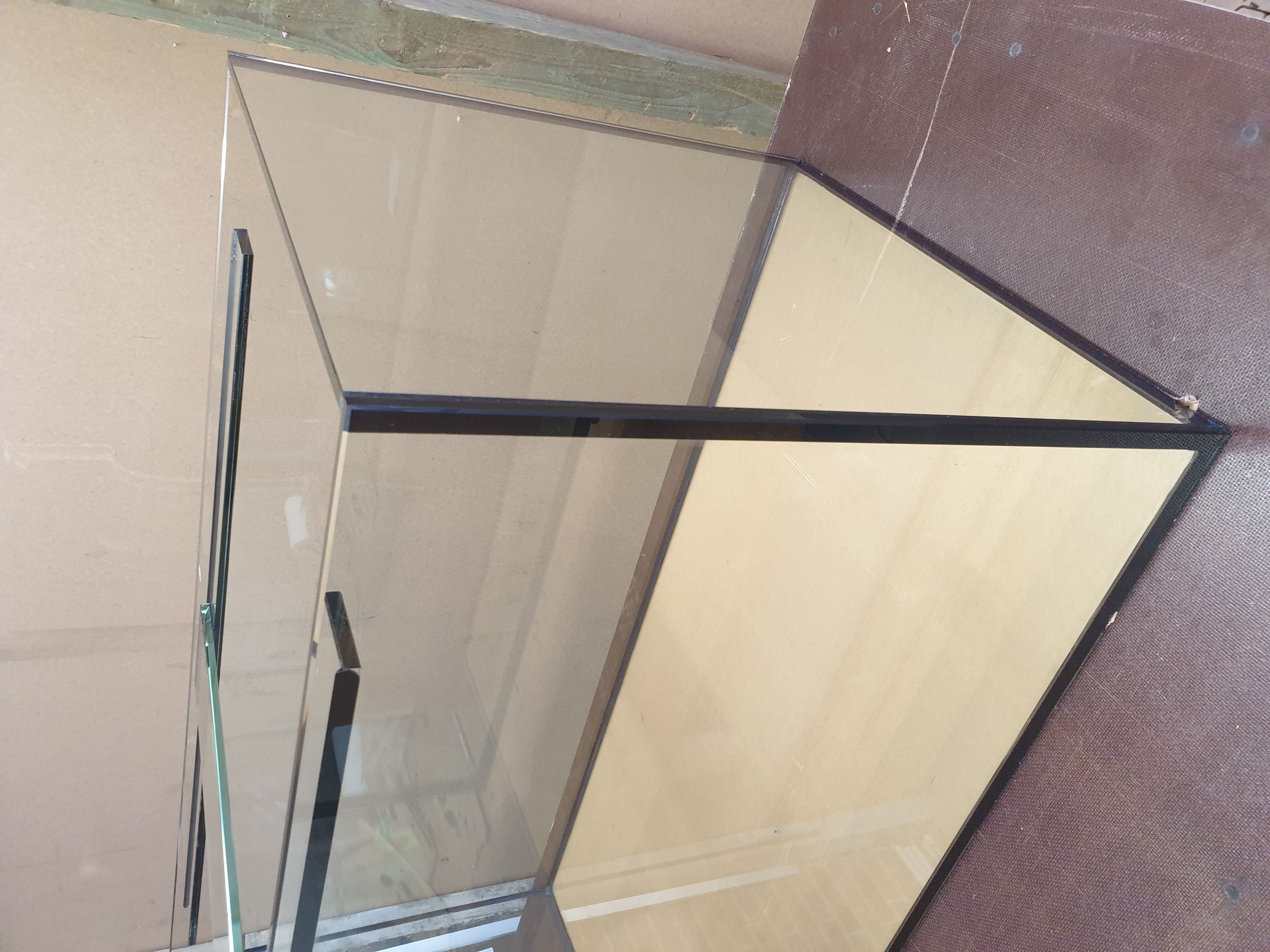 Aquarium - Becken 130cm Kantenlänge