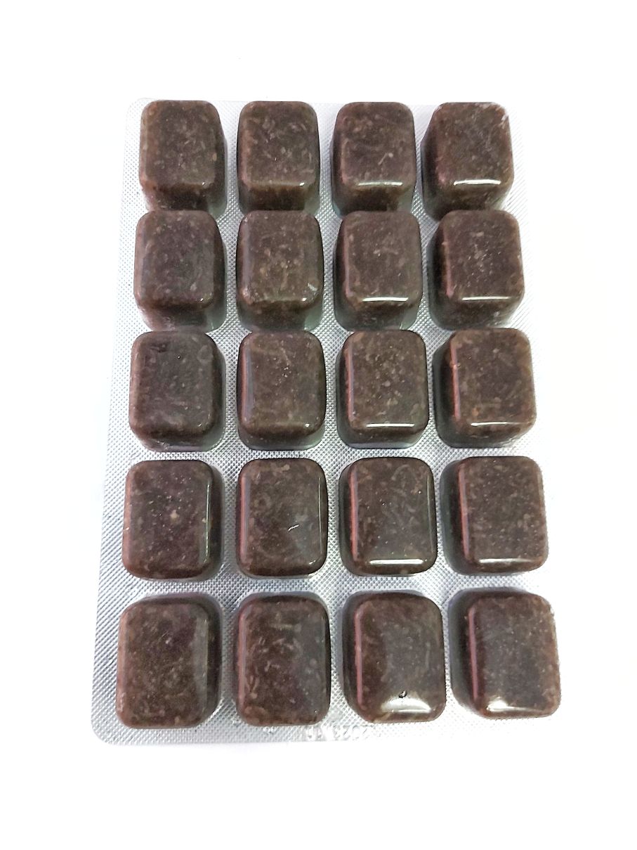 Schwarze Mückenlarven